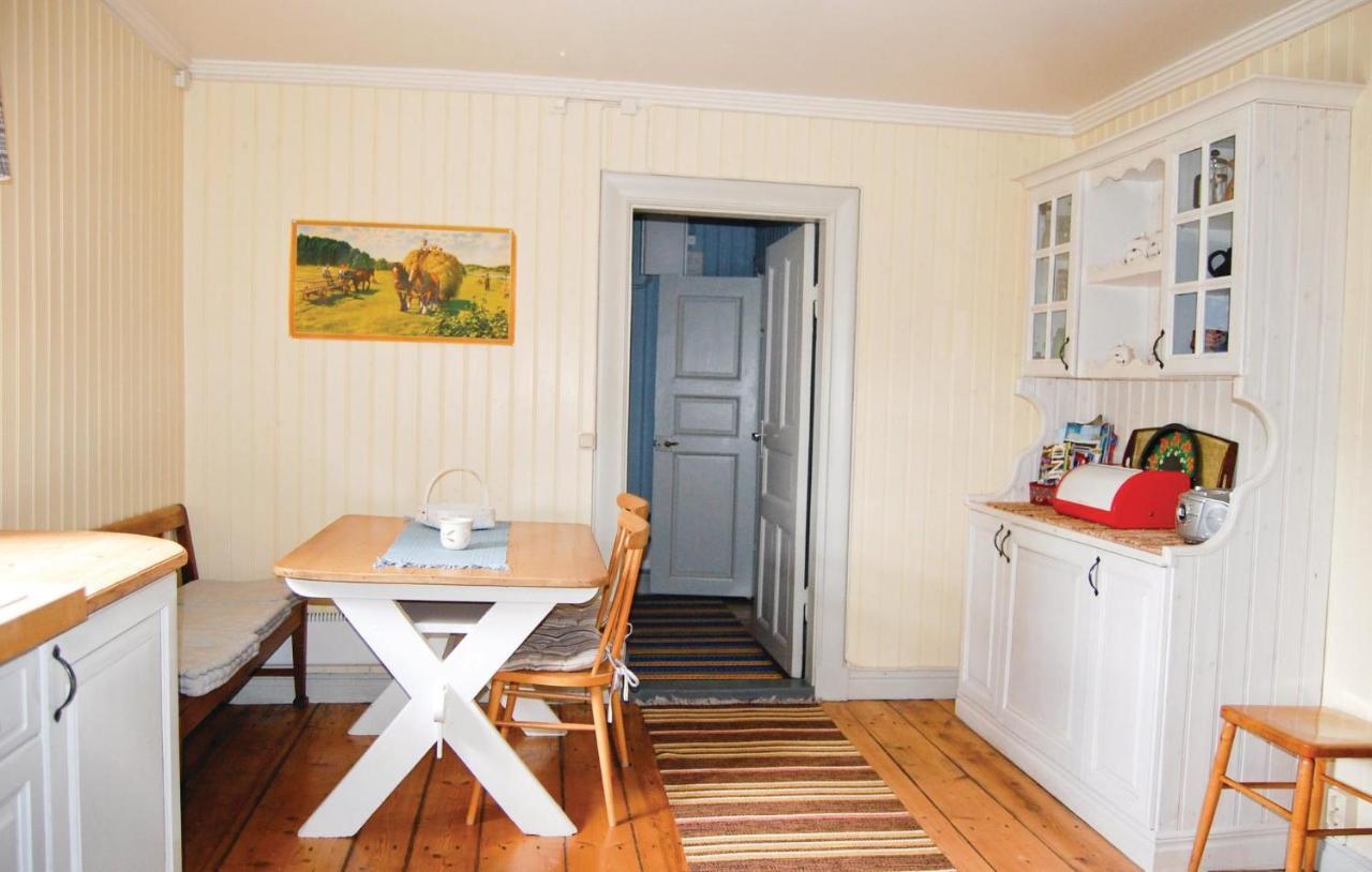 Awesome In Falkoeping With Kitchen Holiday home Broddetorp